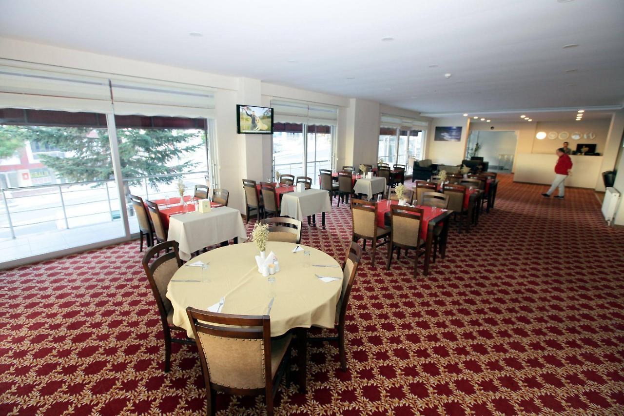 Ny World Hotel Istanbul Bagian luar foto