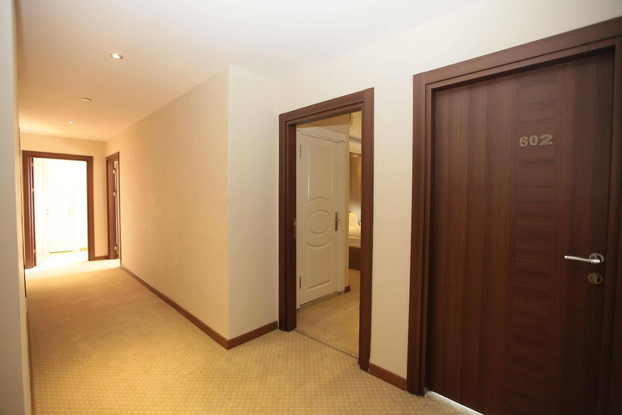 Ny World Hotel Istanbul Bagian luar foto