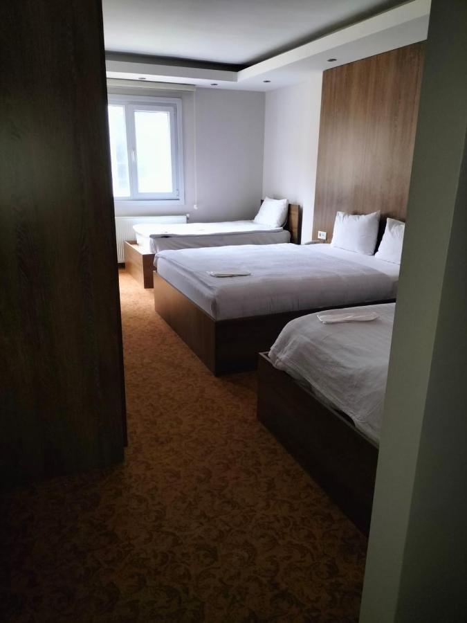 Ny World Hotel Istanbul Bagian luar foto