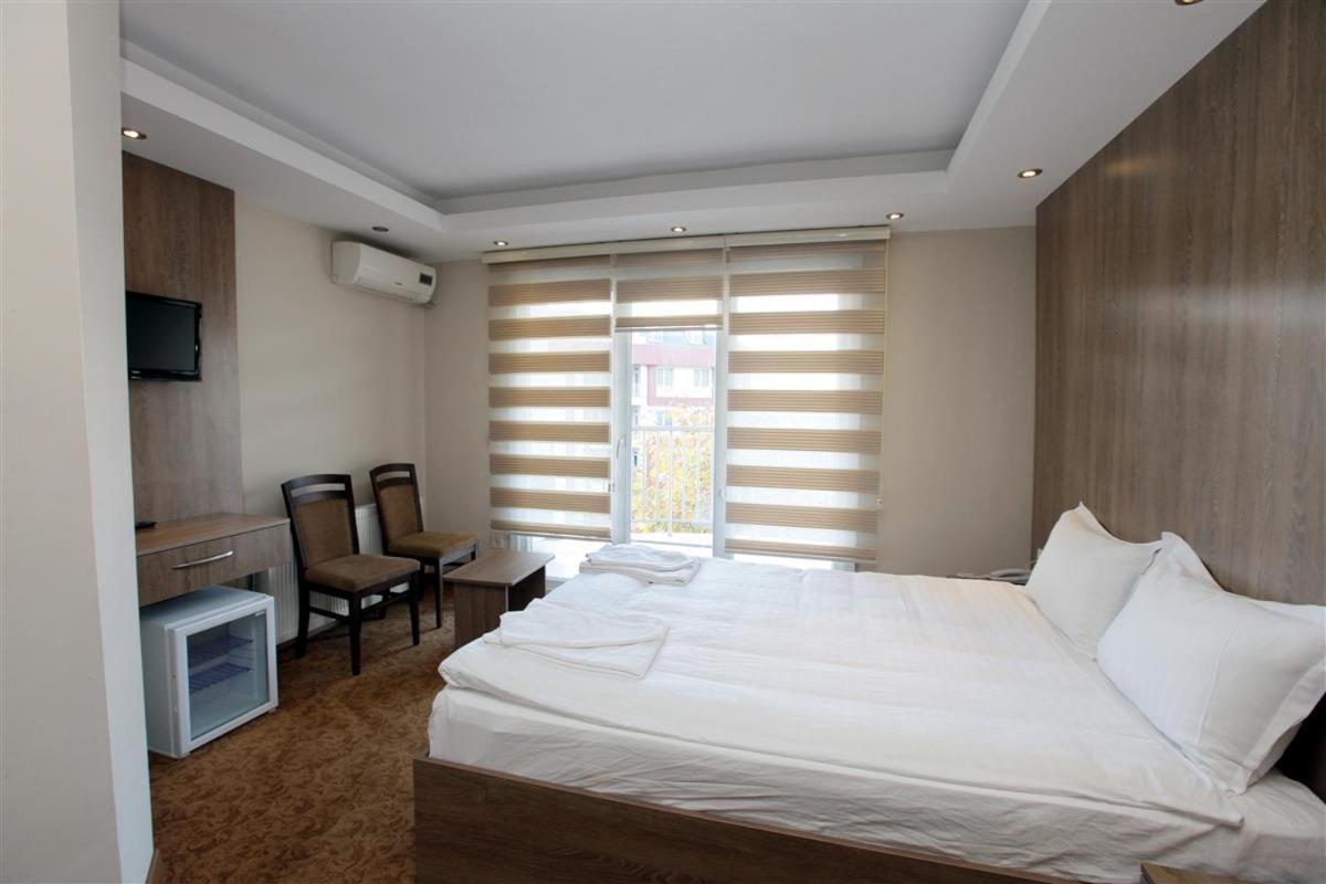 Ny World Hotel Istanbul Bagian luar foto