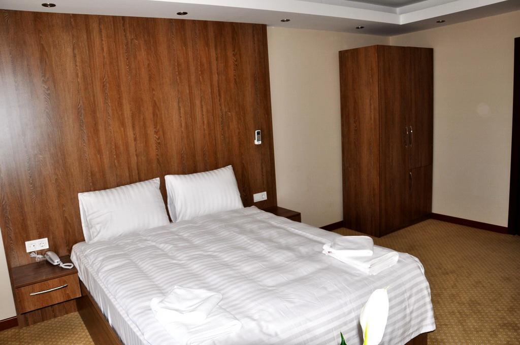 Ny World Hotel Istanbul Bagian luar foto