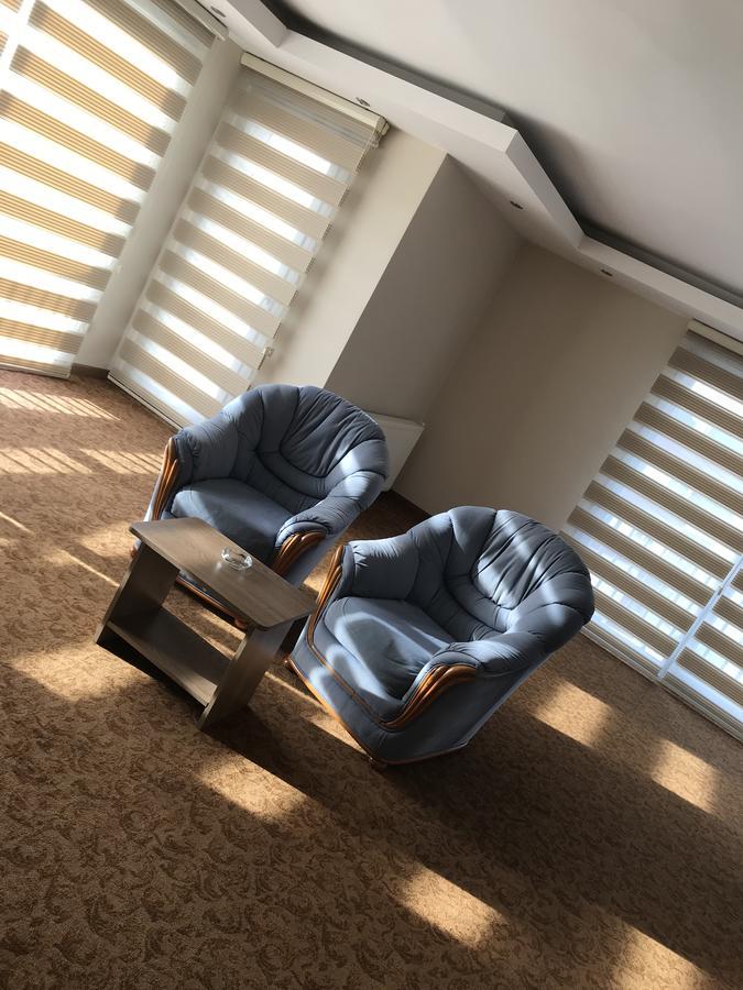 Ny World Hotel Istanbul Bagian luar foto